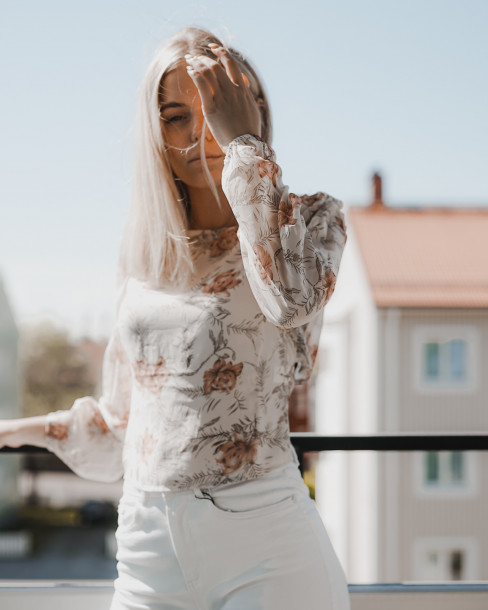 RUT & CIRCLE VERA BLOUSE -...