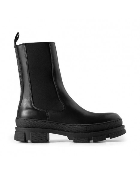 STEVE MADDEN FILINA BOOTIE - BLACK LEATHER