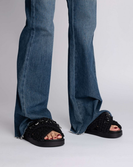 INUIKII WOVEN STONES SLIPPER - TRUE BLACK