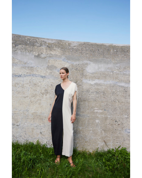 SOAKED IN LUXURY SLCEVINA KLÄNNING