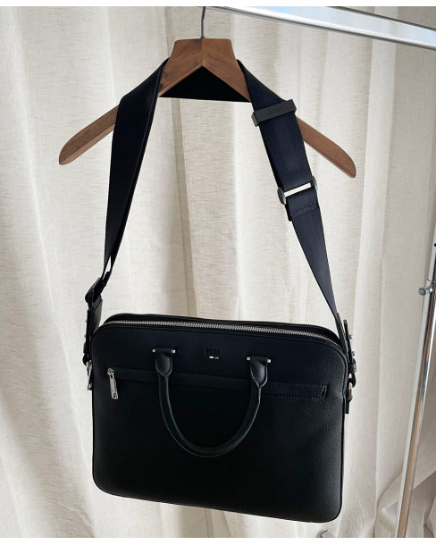HUGP BOSS RAY BAG - BLACK