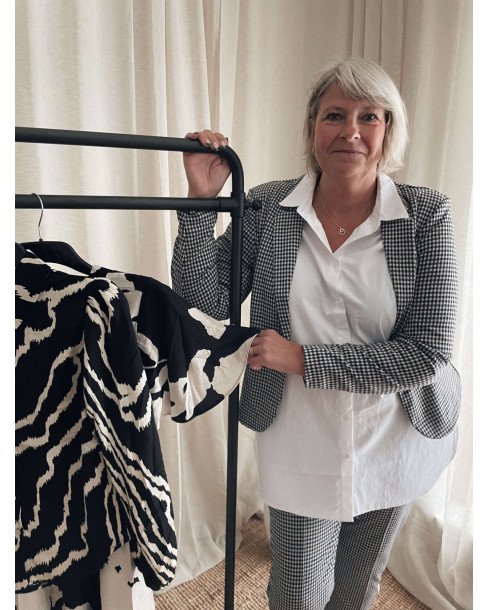 B.YOUNG BYROWAN SHORT... 2