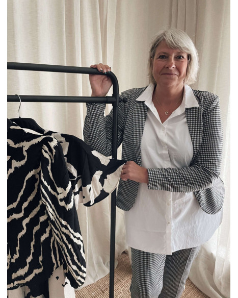 B.YOUNG BYROWAN SHORT BLAZER - MARSHMALLOW MIX