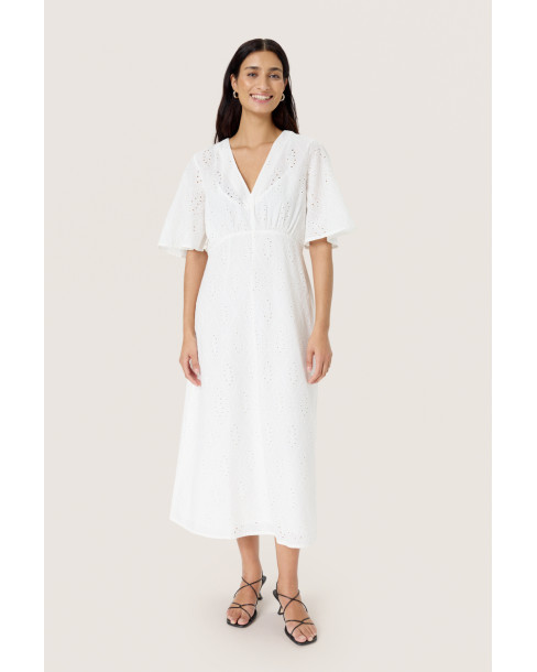 SOAKED IN LUXURY SLJOELLA... 2