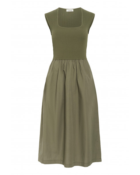 SOAKED IN LUXURY SLSIMONE...