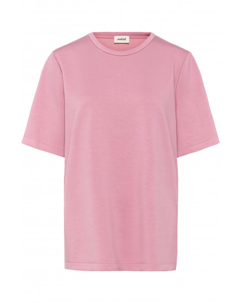 SOAKED IN LUXURY... 2