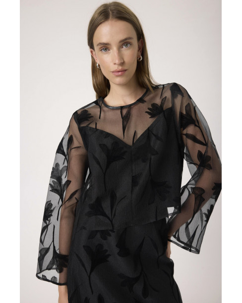 SOAKED IN LUXURY PHILOMENA... 2