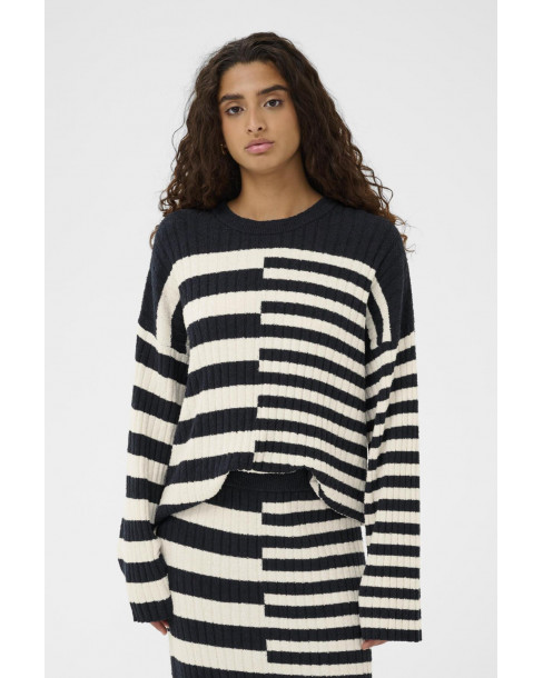 SOAKED IN LUXURY SLZILLA...